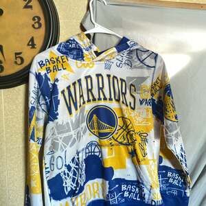 Golden State Warriors Youth Wild Style Spray Ball Sublimated Pullover Hoodie